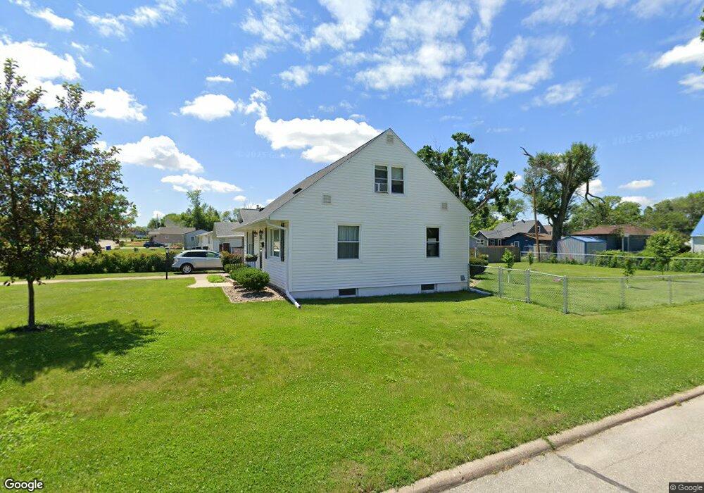 154 19th St NW, Cedar Rapids, IA 52405 - photo 1