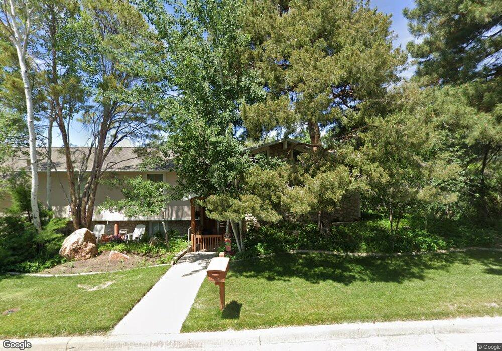 2433 Willow View Cir, Sandy, UT 84092 - photo 1