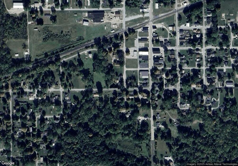 188 S Snowden St, Andrews, IN 46702 - photo 1