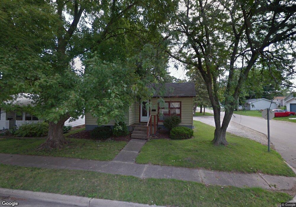 303 N Randolph St, Princeton, IL 61356 - photo 1