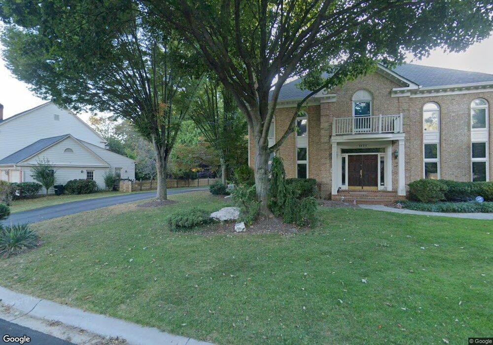 5816 Mossrock Dr, Rockville, MD 20852 - photo 1