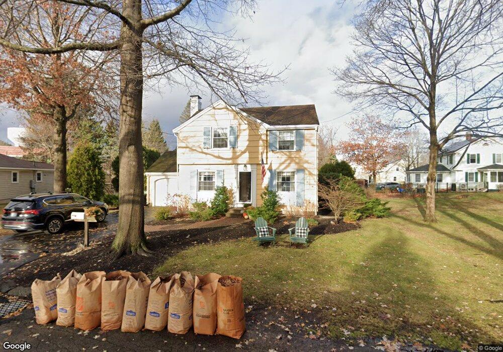 18 Fells Rd, Portsmouth, NH 03801 - photo 1