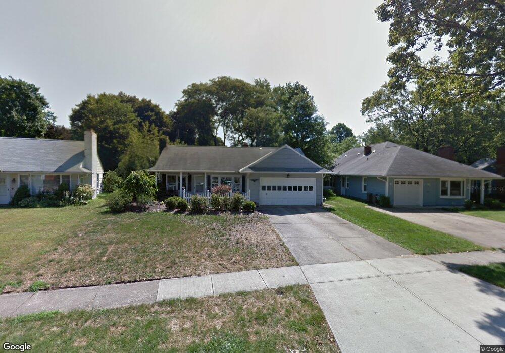 155 Parkwood Dr, Berea, OH 44017 - photo 1