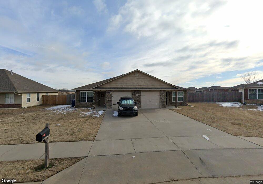 4005 Thomas St, Siloam Springs, AR 72761 - photo 1