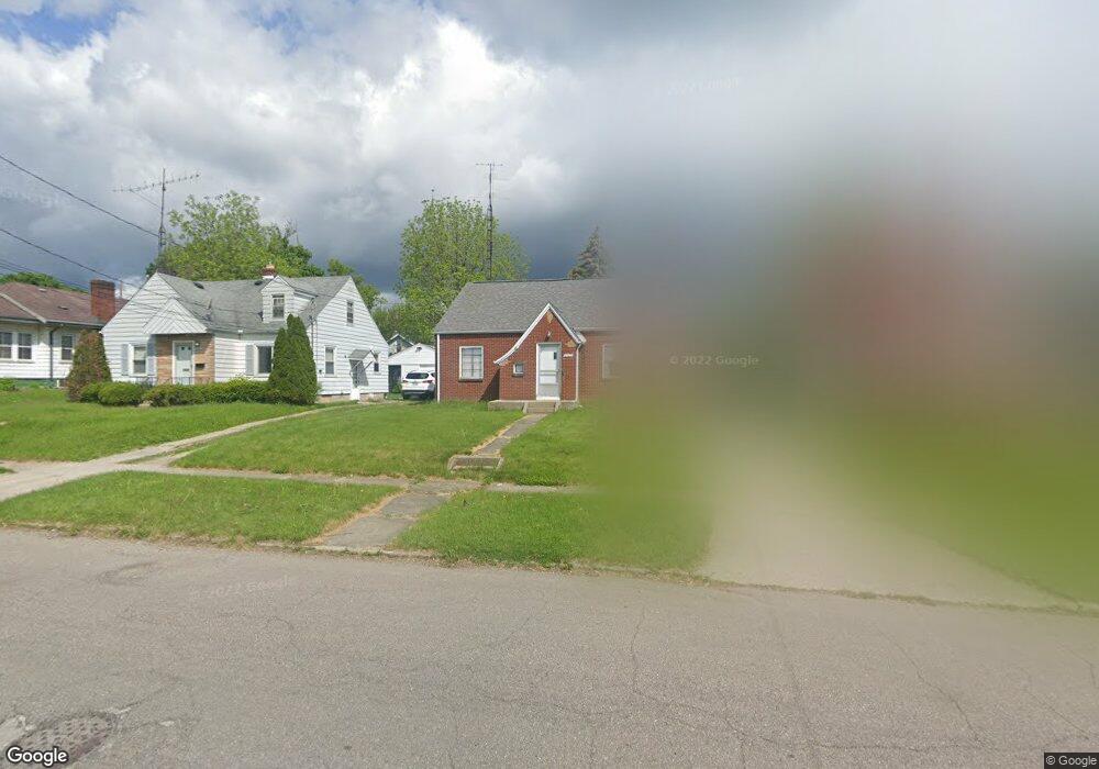 2122 Cumings Ave, Flint, MI 48503 - photo 1
