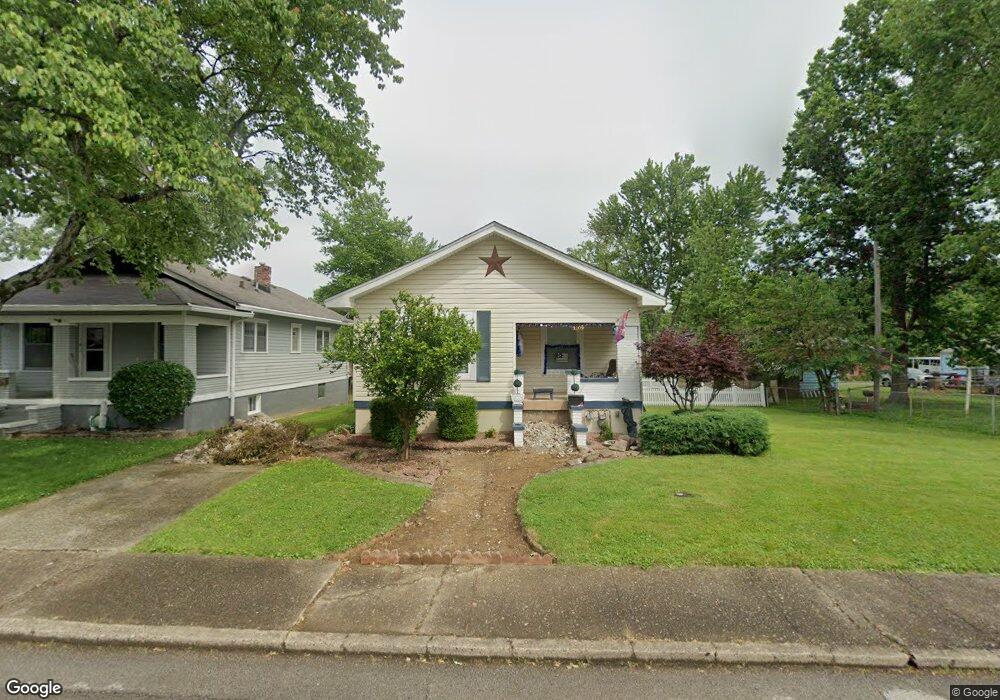 2109 Lake St, New Albany, IN 47150 - photo 1