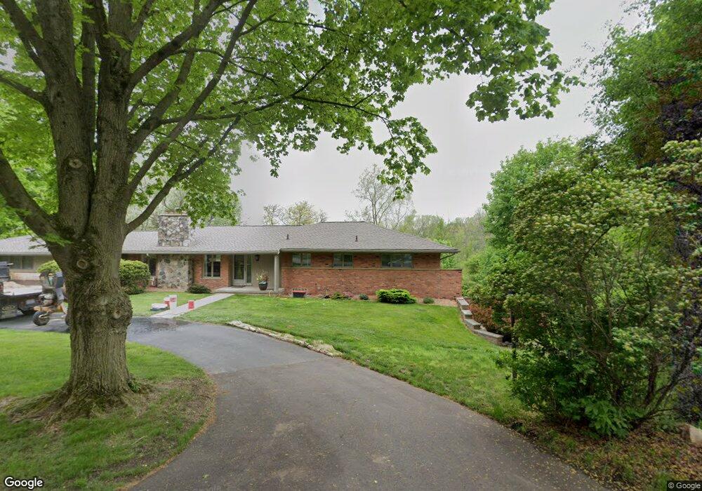 845 Jonathan Ln, Bloomfield Hills, MI 48302 - photo 1