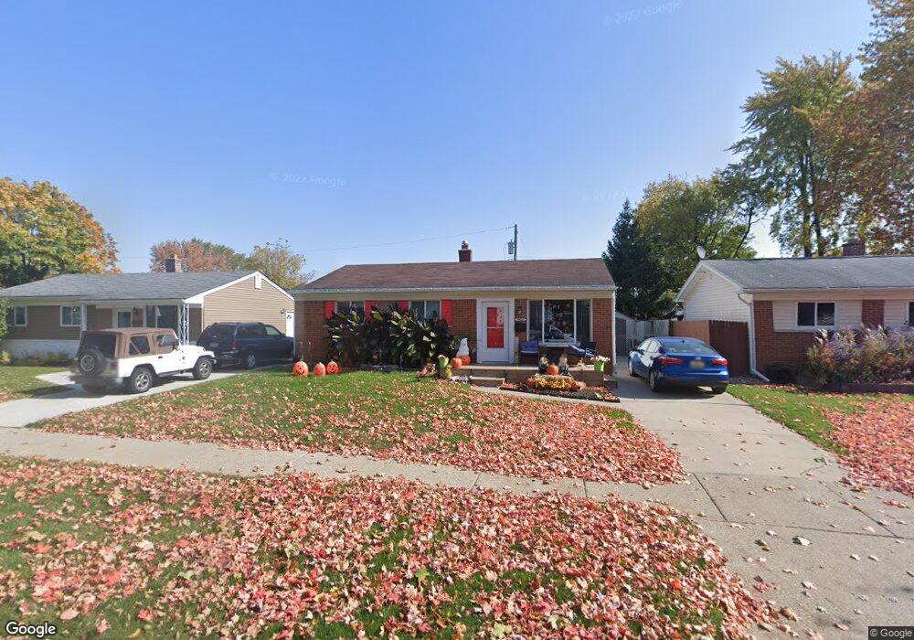 30646 Bluehill St, Roseville, MI 48066 - photo 1