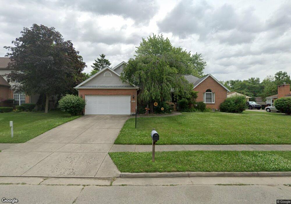 871 Louise Dr, Xenia, OH 45385 - photo 1