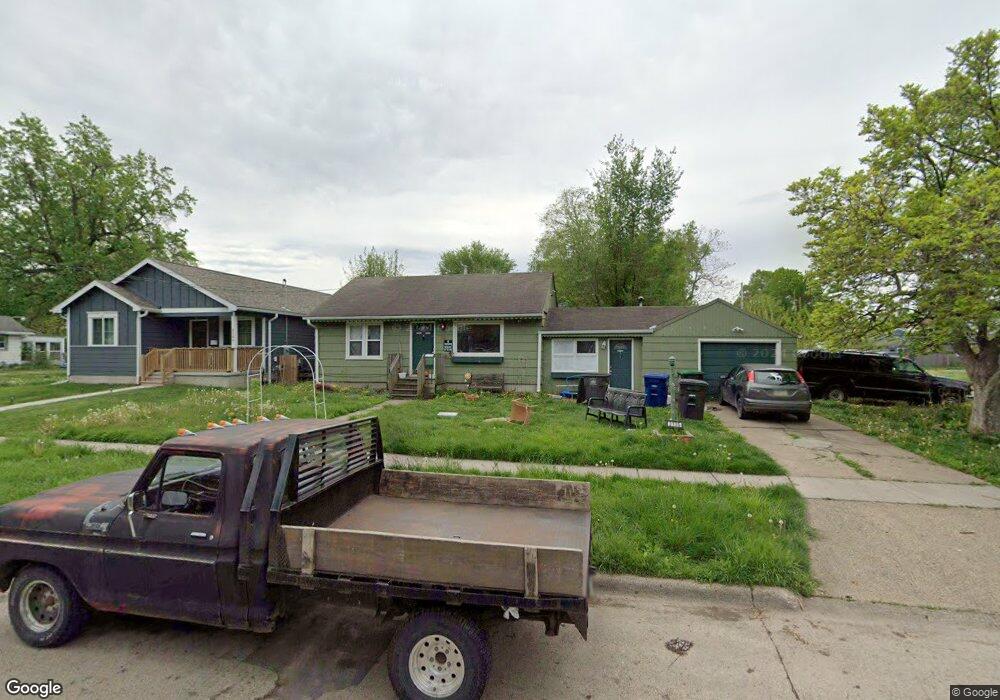 2105 Maple St, Des Moines, IA 50317 - photo 1