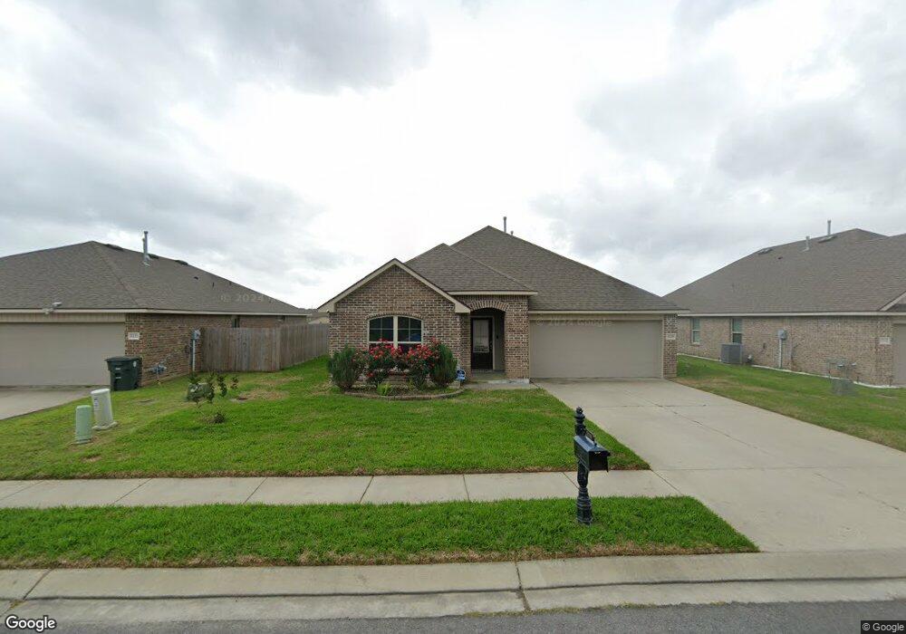 2218 S Lake Michele Cir, Lake Charles, LA 70607 - photo 1