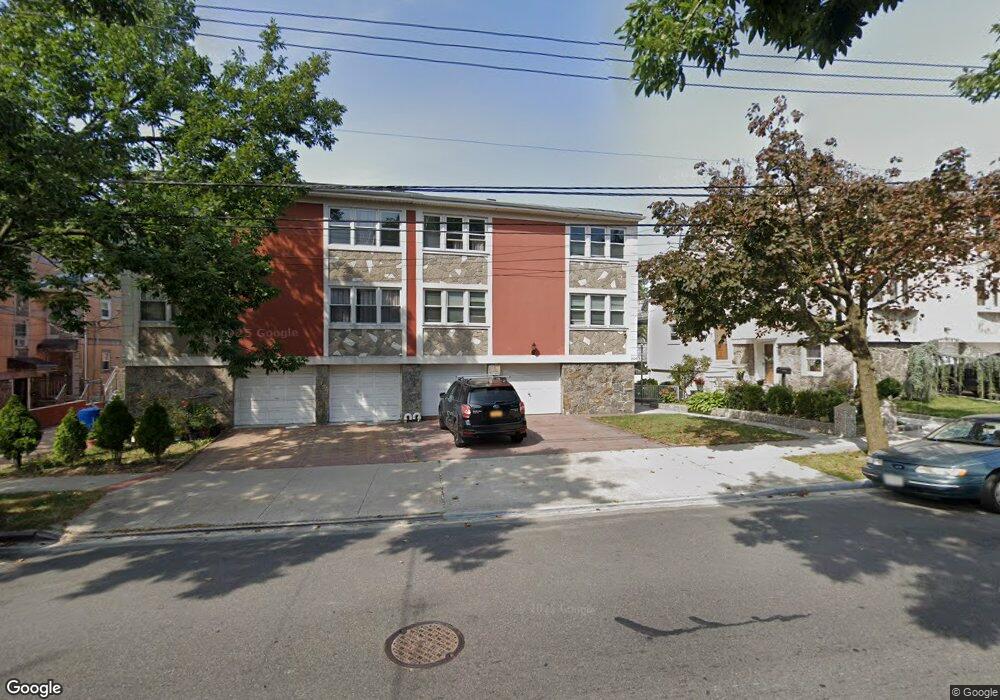 18-04 Parsons Blvd, Whitestone, NY 11357 - photo 1