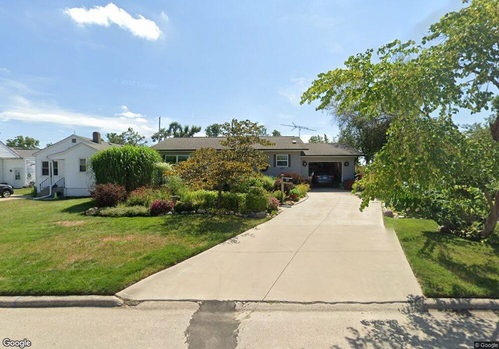 1337 19th Ave SW, Cedar Rapids, IA 52404 - photo 1