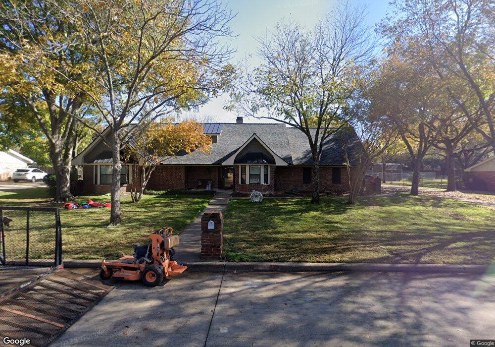 5504 Oak Hills Dr, Colleyville, TX 76034 - photo 1