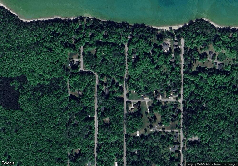 10981 Spring St, Charlevoix, MI 49720 - photo 1