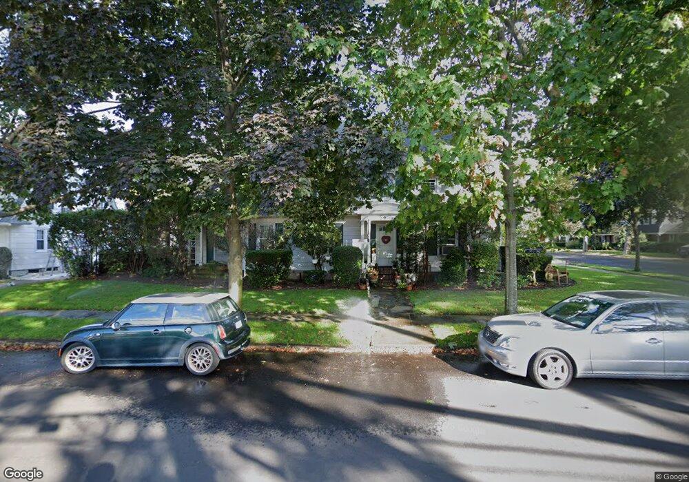 53 Hudson Rd, Floral Park, NY 11001 - photo 1