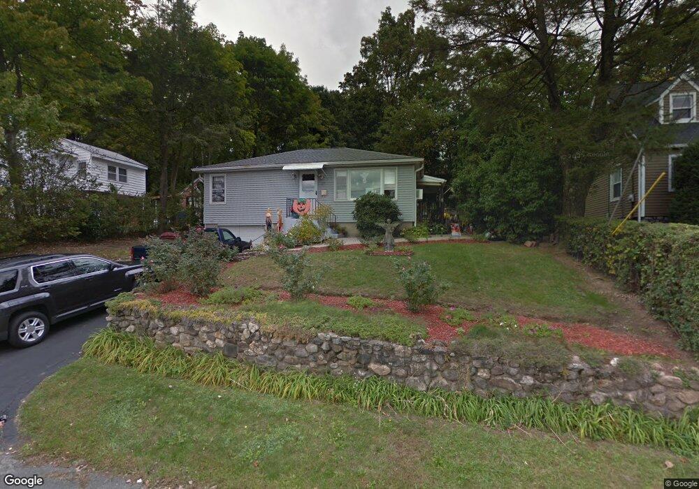 137 Beech St, Waterbury, CT 06704 - photo 1