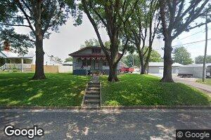 603 Broad St, Waverly, MO 64096