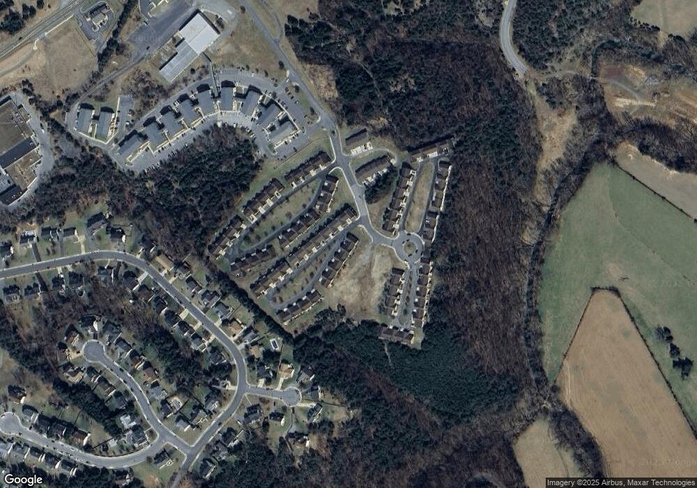 23 Logan Cir unit B-1, Strasburg, VA 22657 - photo 1