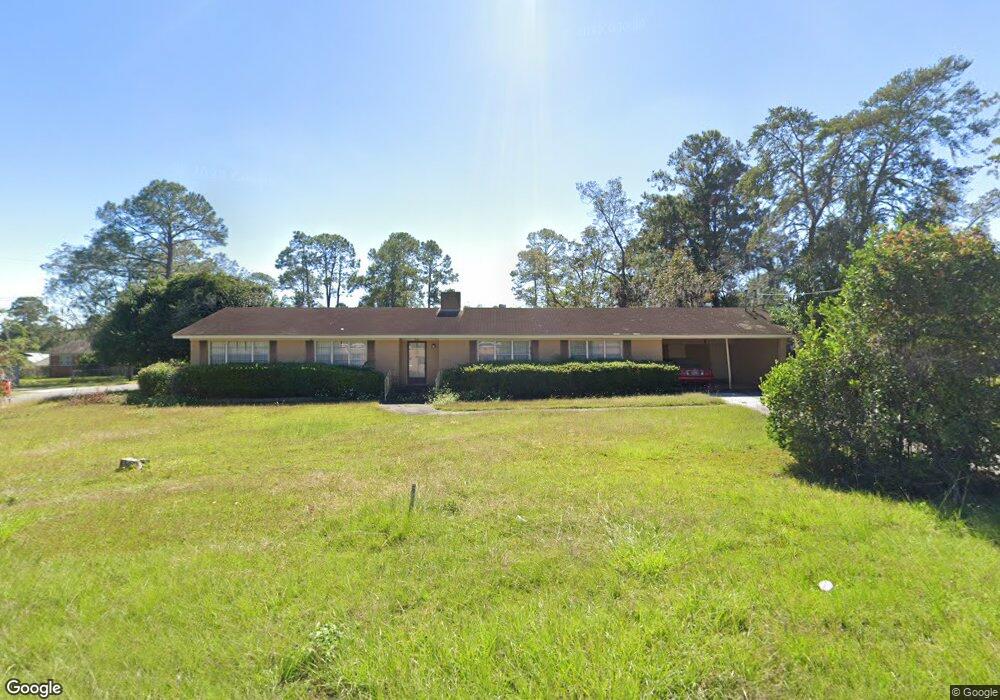 216 E Carter Ave, Blackshear, GA 31516 - photo 1