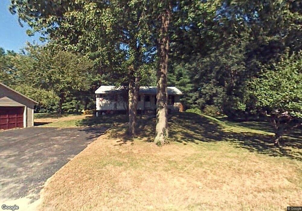 9 Howard Ln, Newton, NH 03858 - photo 1