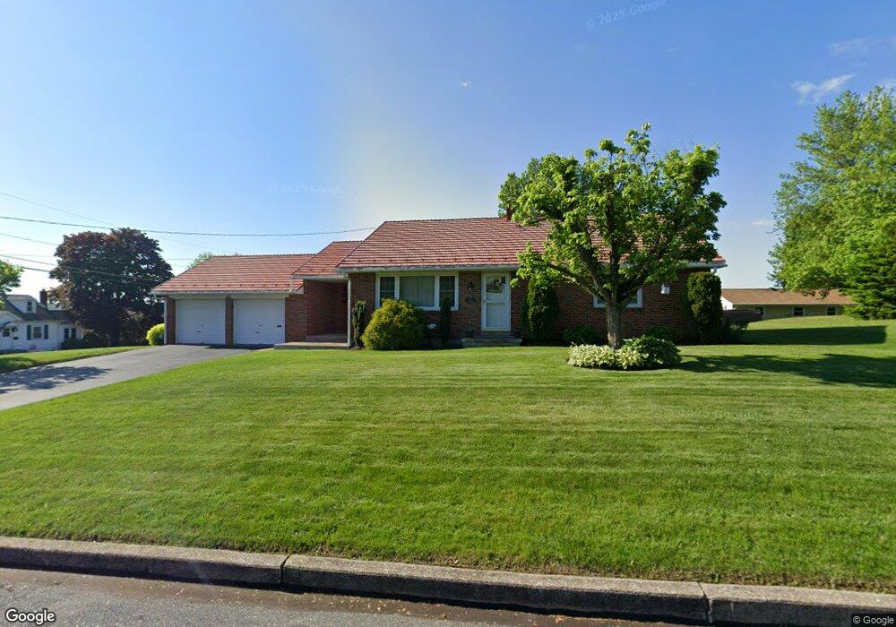 312 Spruce St, Hamburg, PA 19526 - photo 1