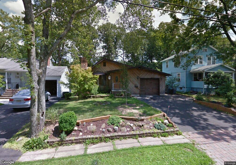 20 Hazelwood Ave, Livingston, NJ 07039 - photo 1