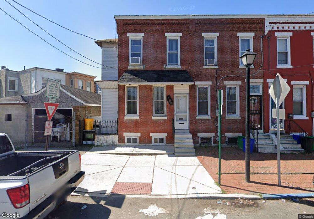 552 Trenton Ave, Camden, NJ 08103 - photo 1