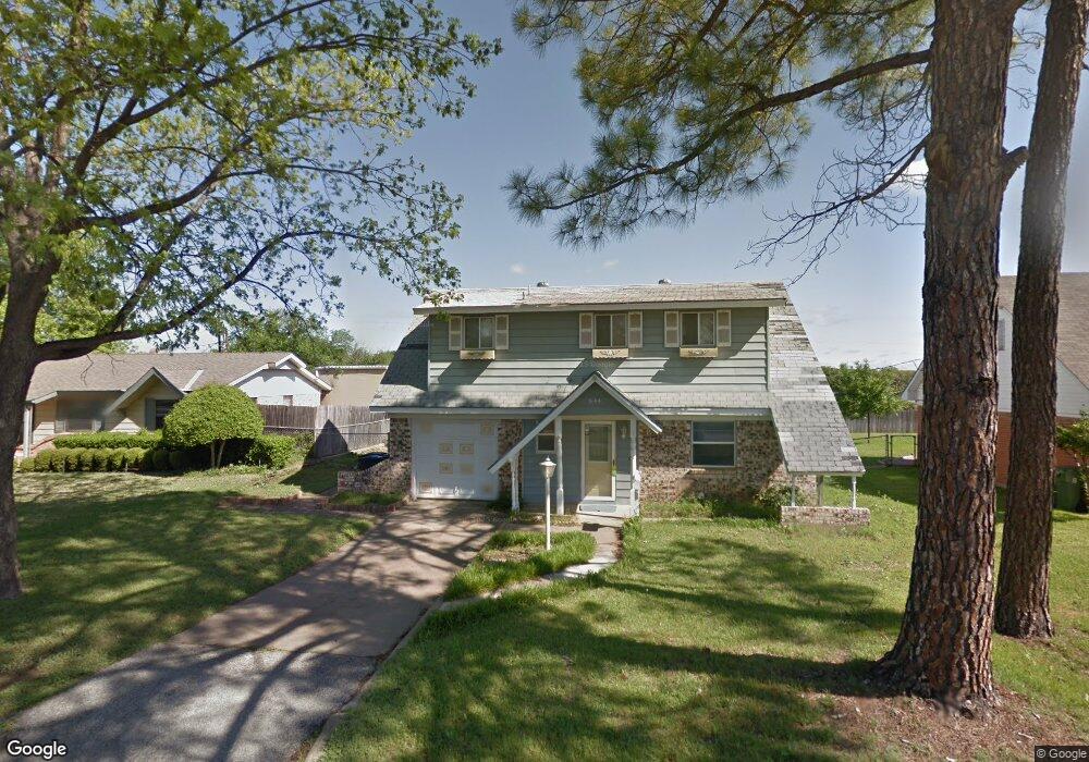 644 W Cedar St, Hurst, TX 76053 - photo 1