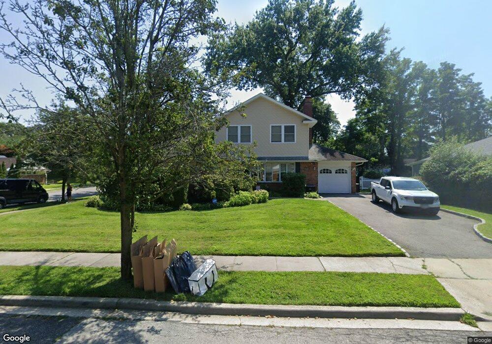 10 Darby Place, Glen Head, NY 11545 - photo 1