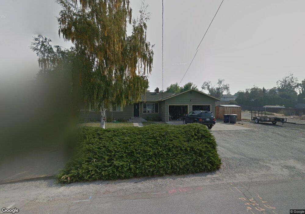 225 S Houston Ave, East Wenatchee, WA 98802 - photo 1