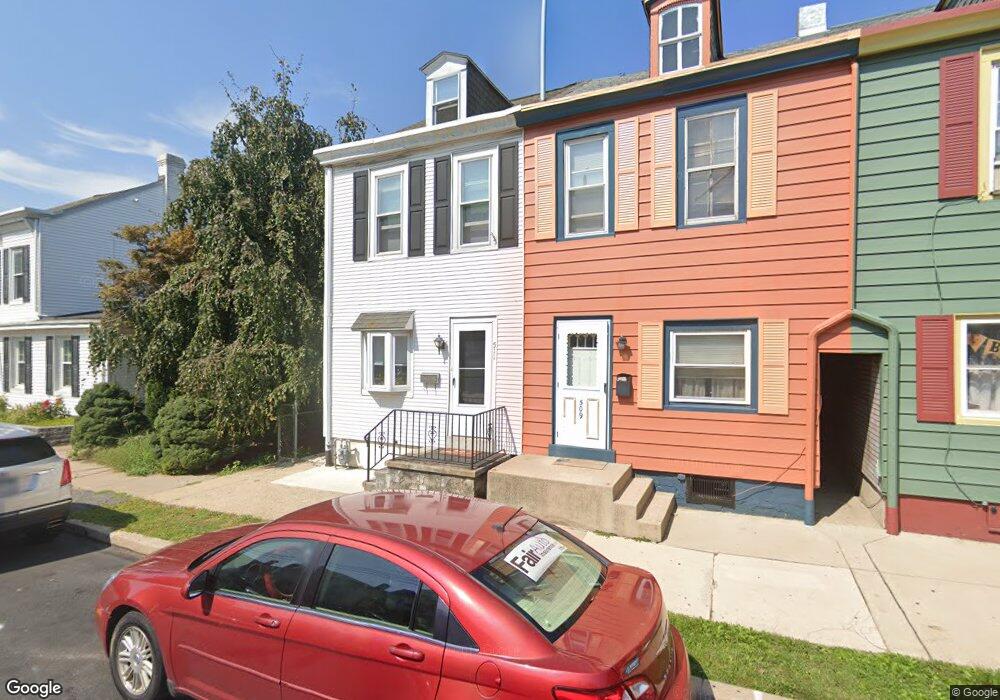 511 Franklin St, West Reading, PA 19611 - photo 1