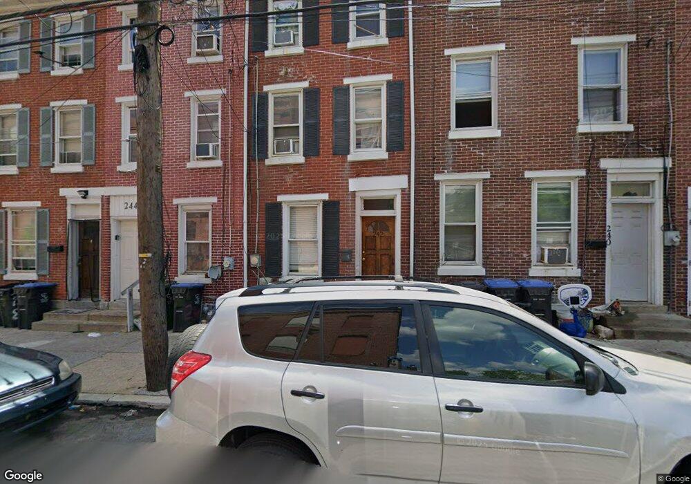 242 E Penn St, Norristown, PA 19401 - photo 1