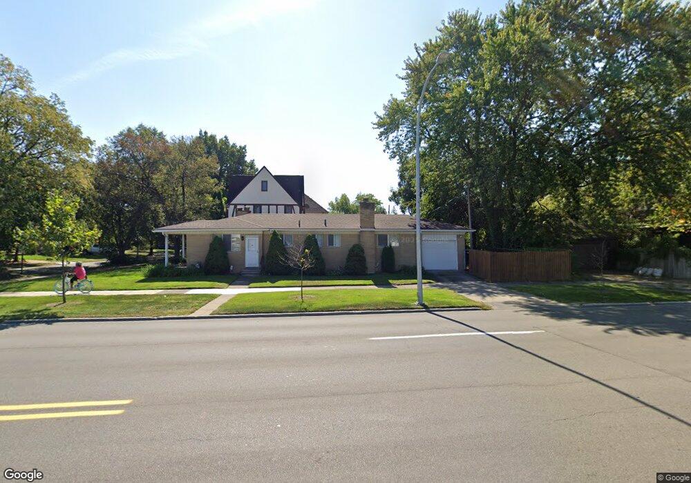 1455 Bishop Rd, Grosse Pointe Park, MI 48230 - photo 1