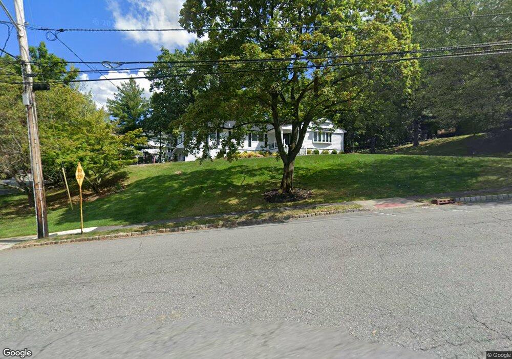 64 N Hillside Ave, Livingston, NJ 07039 - photo 1