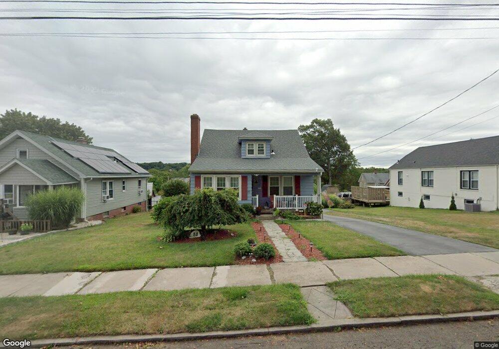 88 Laurel Heights, Meriden, CT 06451 - photo 1