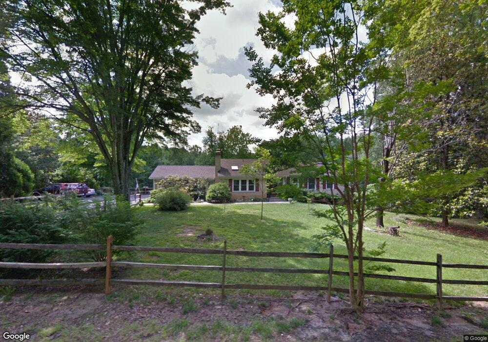 11511 Chapel Rd, Clifton, VA 20124 - photo 1