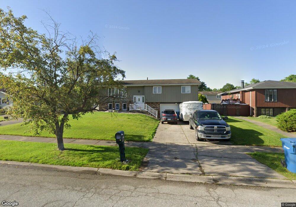 951 Kennsington E, Dyer, IN 46311 - photo 1