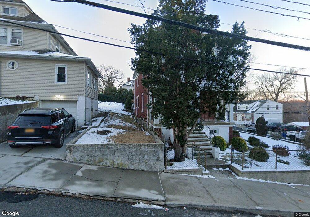122 Lawton St, Yonkers, NY 10705 - photo 1