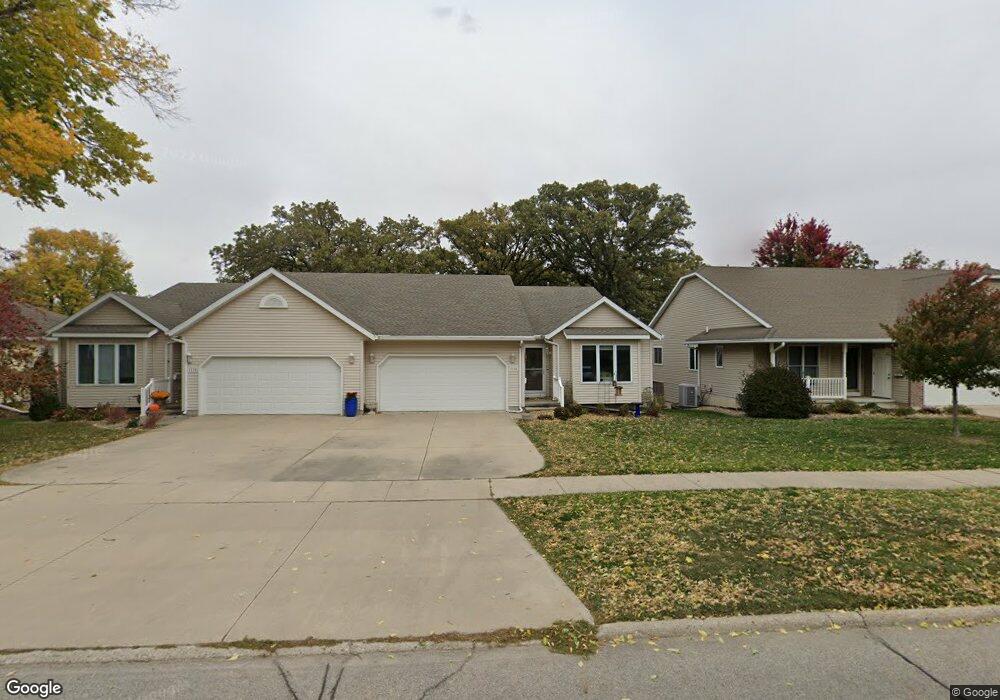 1108 S 12th Ave W, Newton, IA 50208 - photo 1
