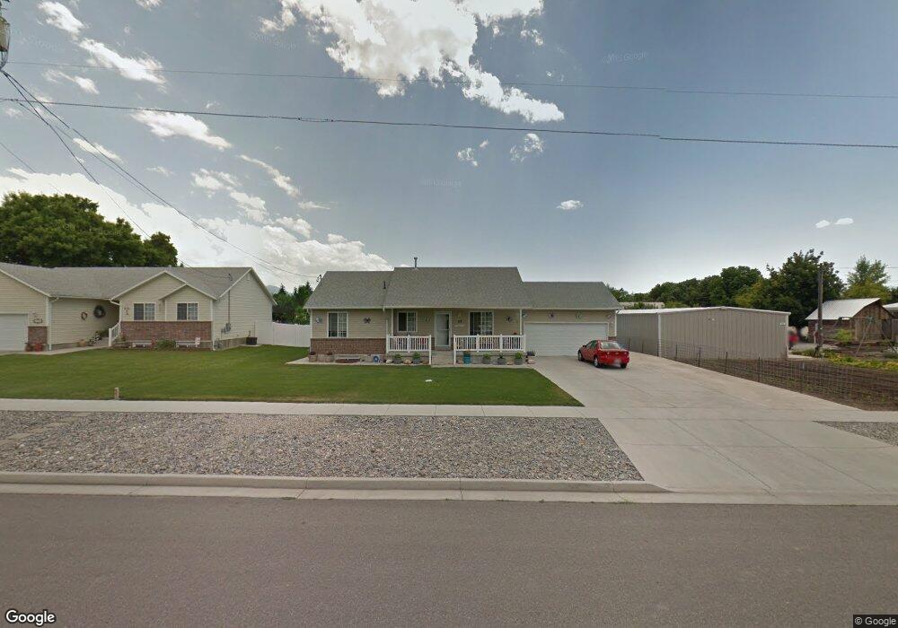 68 W 300 N, Smithfield, UT 84335 - photo 1