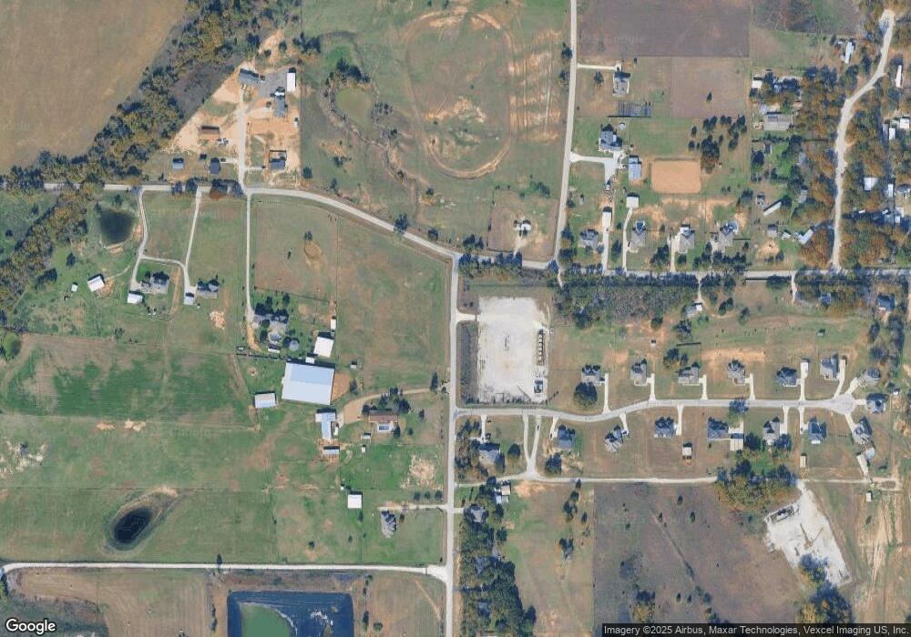 900 Mcvoid Rd, Springtown, TX 76082 - photo 1