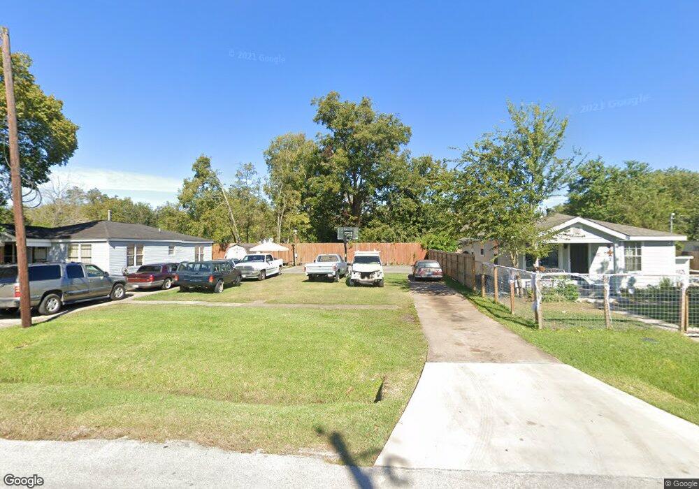3925 Lynnfield St, Houston, TX 77016 - photo 1