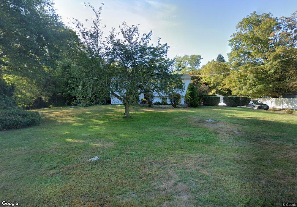 179 Whalehead Rd, Gales Ferry, CT 06335 - photo 1