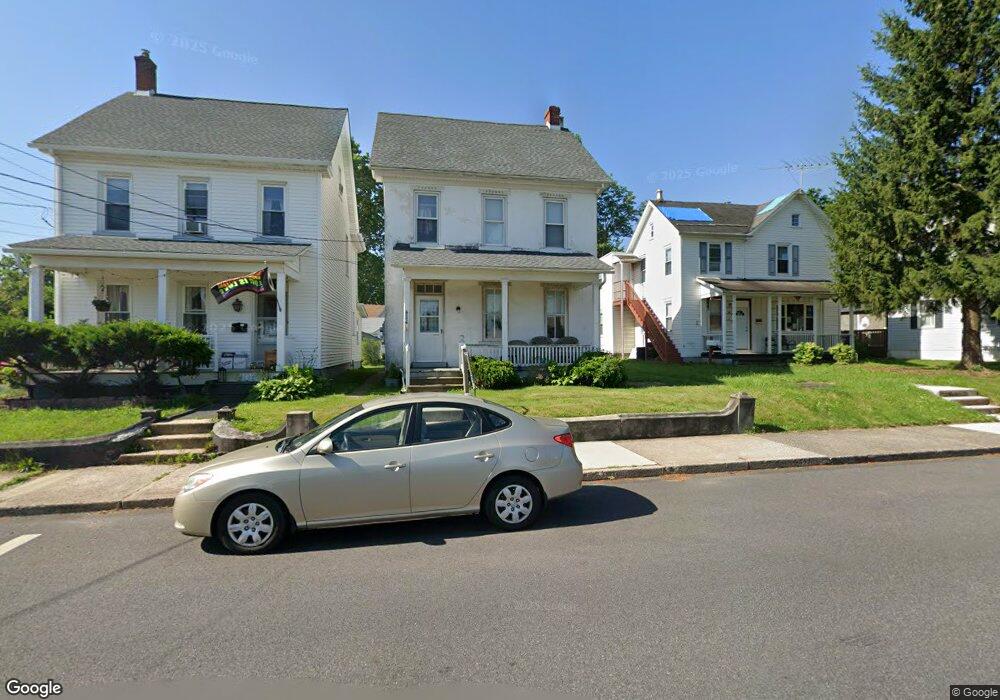 904 Juniper St, Quakertown, PA 18951 - photo 1