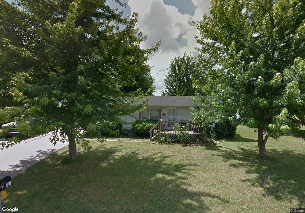 402 Pleasant Acres Dr, Nappanee, IN 46550 - photo 1