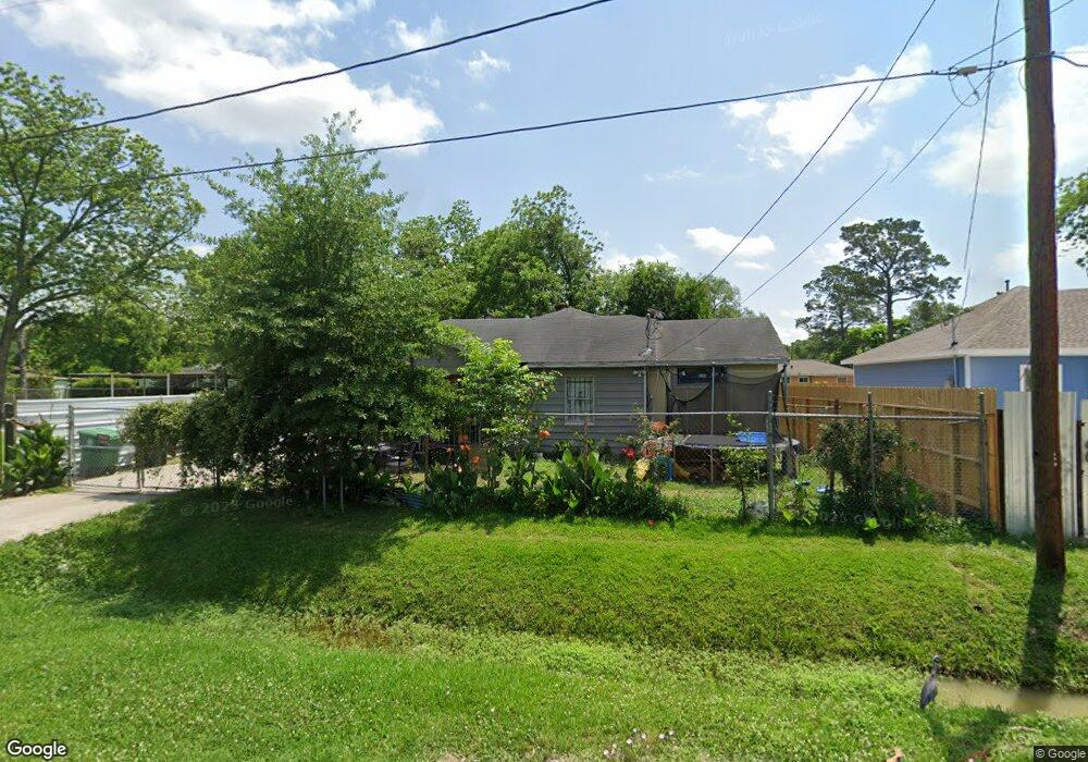 8914 Dandy St, Houston, TX 77016 - photo 1