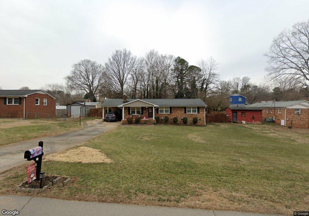 305 Donna Ave, Gastonia, NC 28052 - photo 1