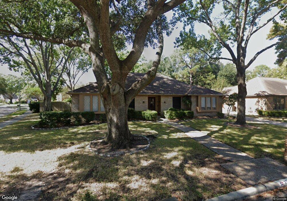 7703 Oakwood Lakes Dr, Houston, TX 77095 - photo 1