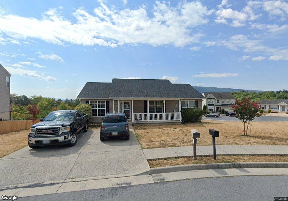 218 Aden Dr, Strasburg, VA 22657 - photo 1